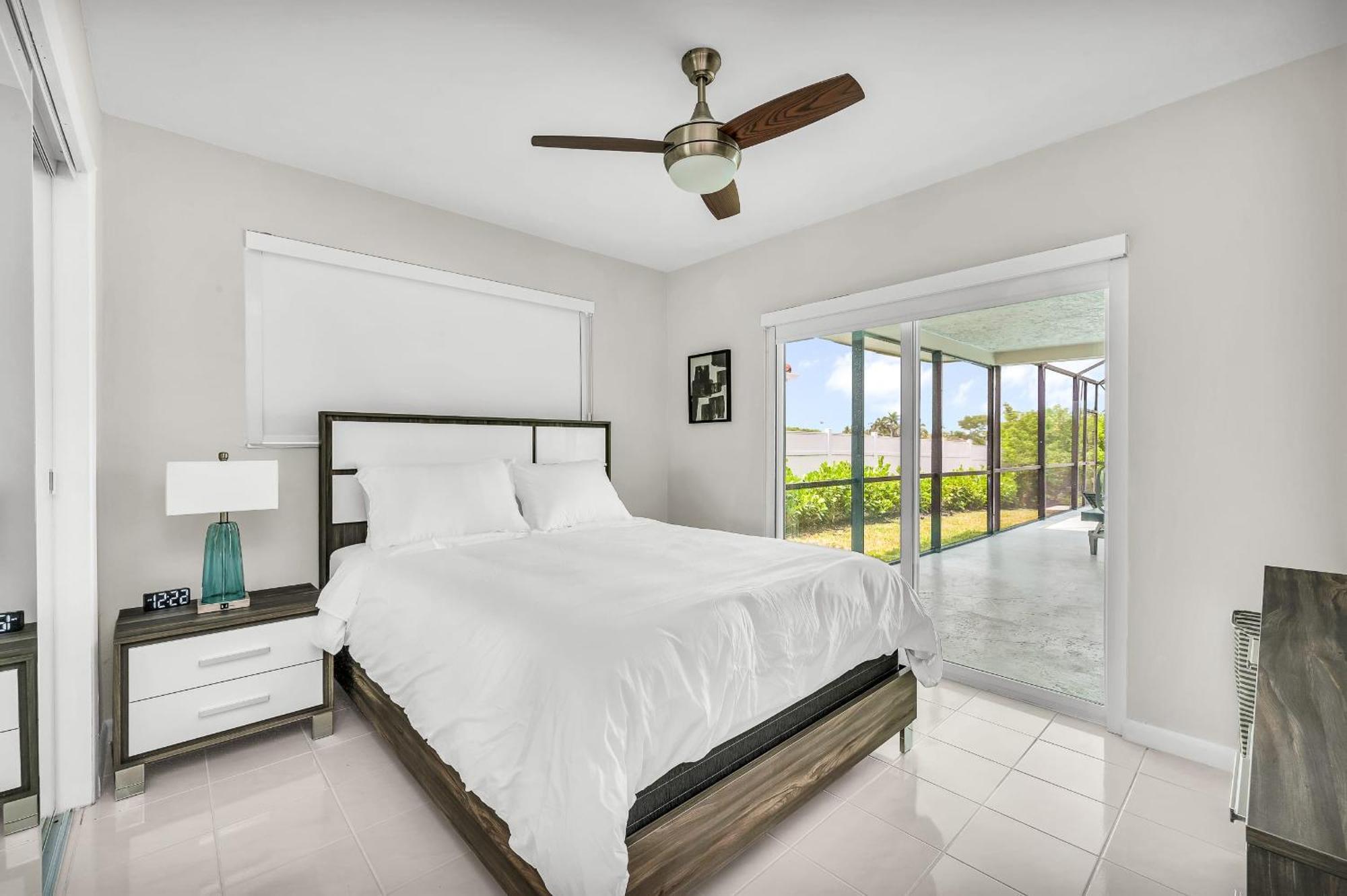 Waterfront Pool & Amazing Location - Wow * Miami