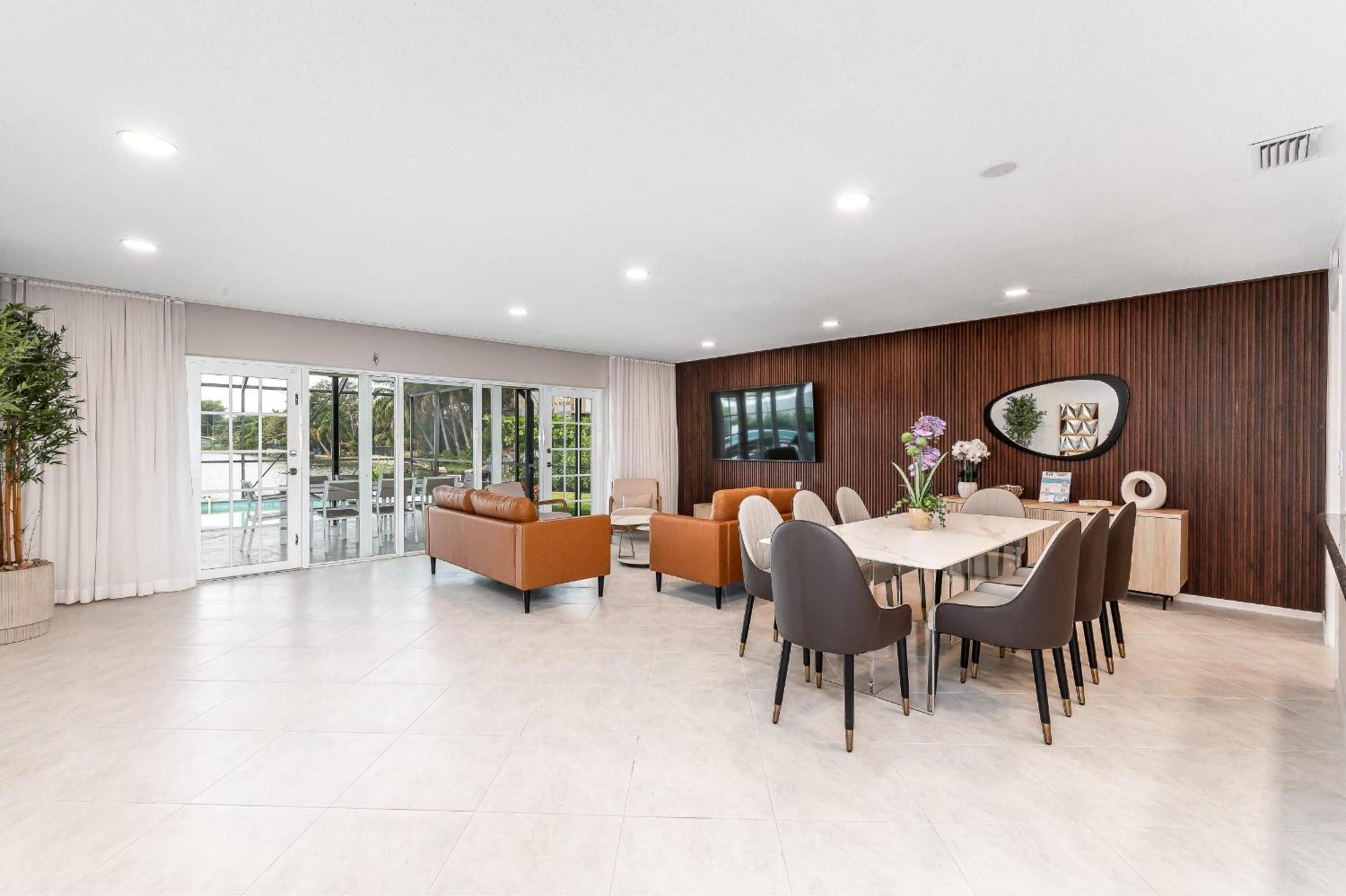 Waterfront Pool & Amazing Location - Wow * Miami